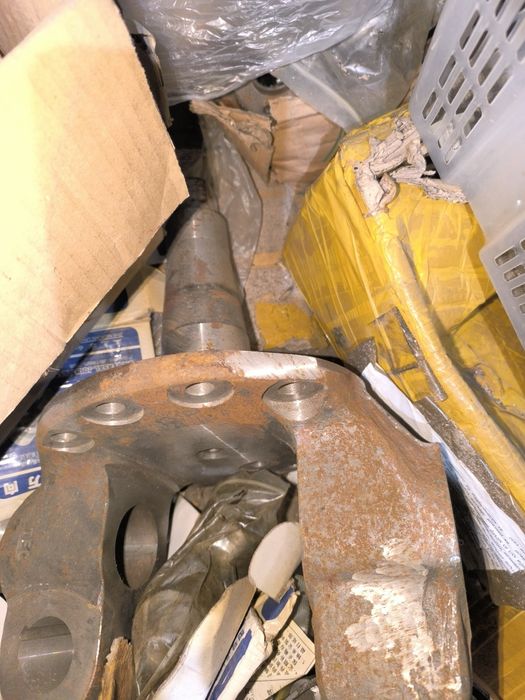 Продам цапфу ФАВ J6