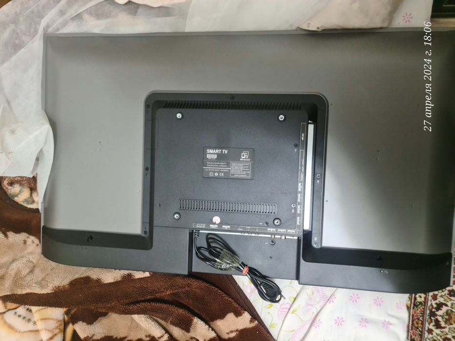 Продам samsung Q90 smart TV 42"!!