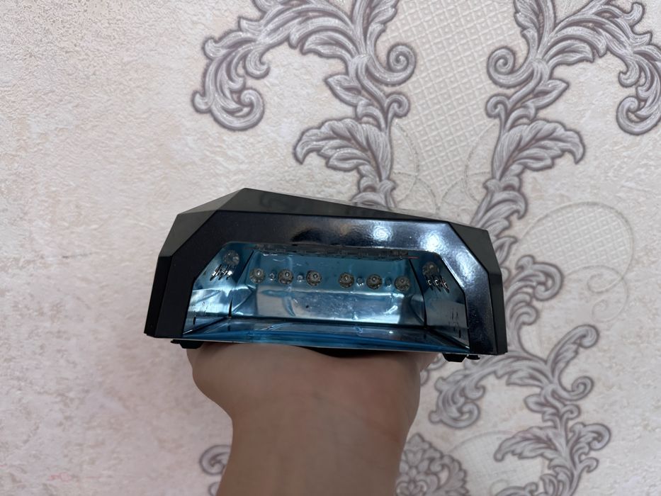 Лампа для маникюра