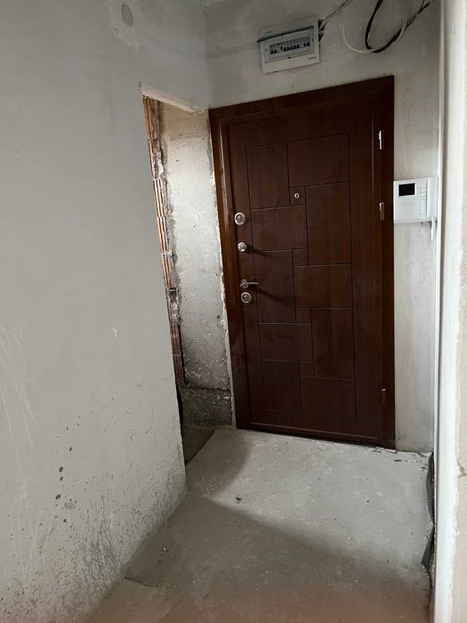 Продава се Двустаен апартамент в Банкя - 81 кв.м за 1297 €/кв.м - Снимка #3