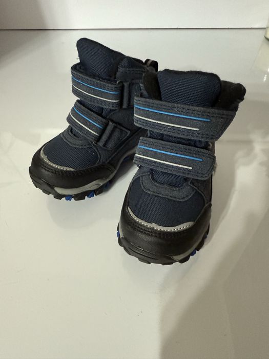 Cizme pentru bebelusi