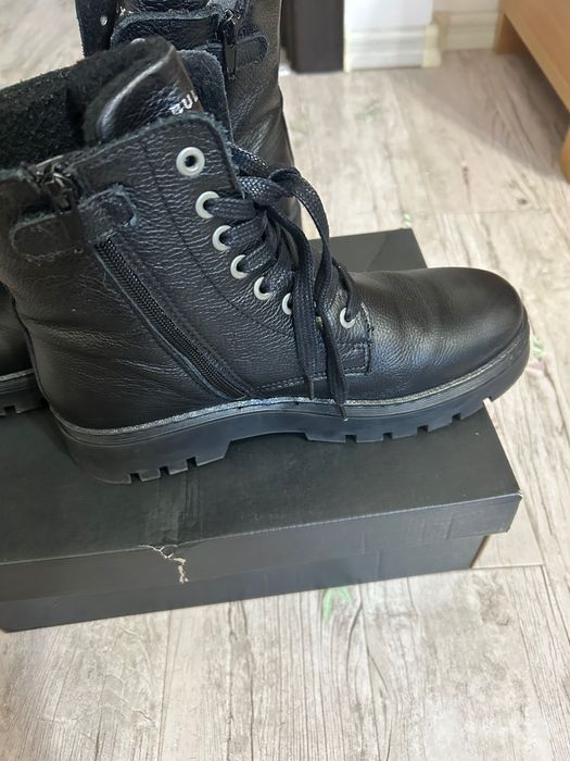 Bocanci imblaniti piele 39