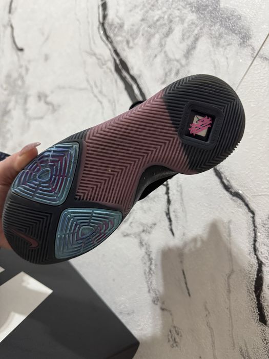 Женские кроссовки найк