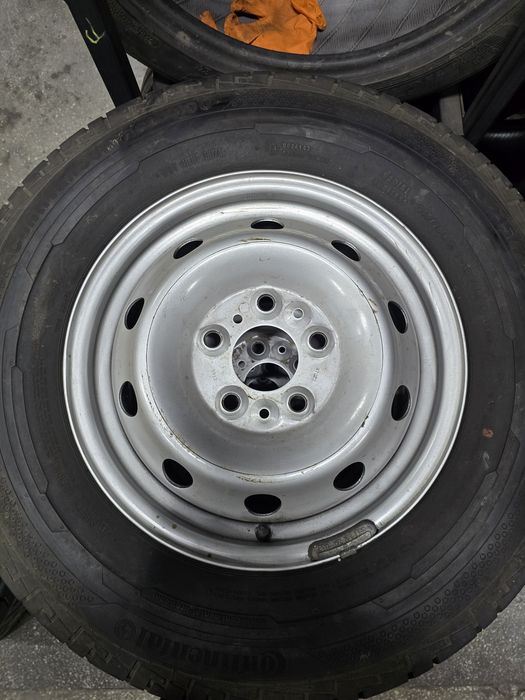 Set Jante Fiat Ducato + anvelope 215/70/15C vara Continental NOI