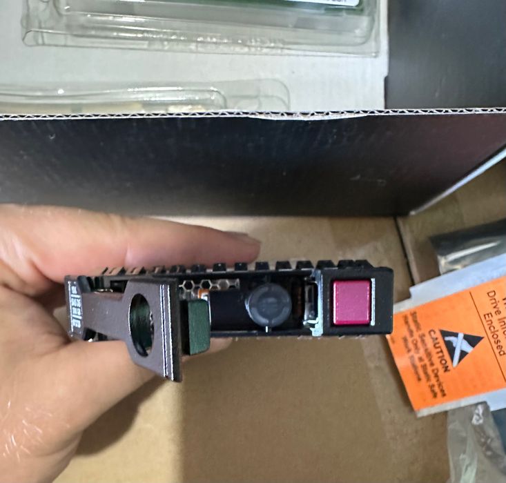 HDD HPE 300GB SAS 12G Enterprise 10K