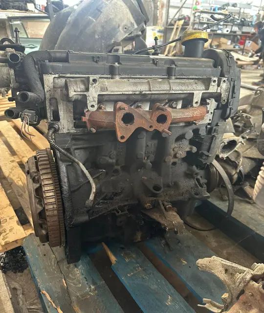 Motor fara anexe Dacia Logan 2010 1.5 D MT (86 hp)