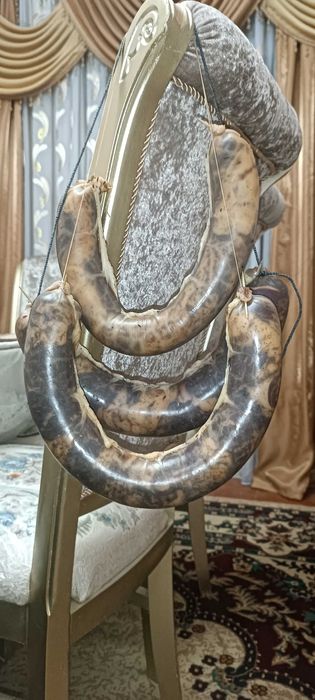 Qazi mahsuloti sotiladi