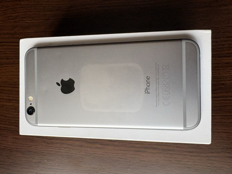 Iphone SE si iPhone 6