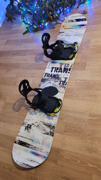 Placa snowboard Trans 159 cu legături HEAD
