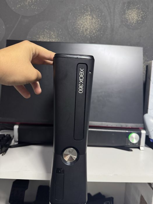 Vand Xbox 360 Slim