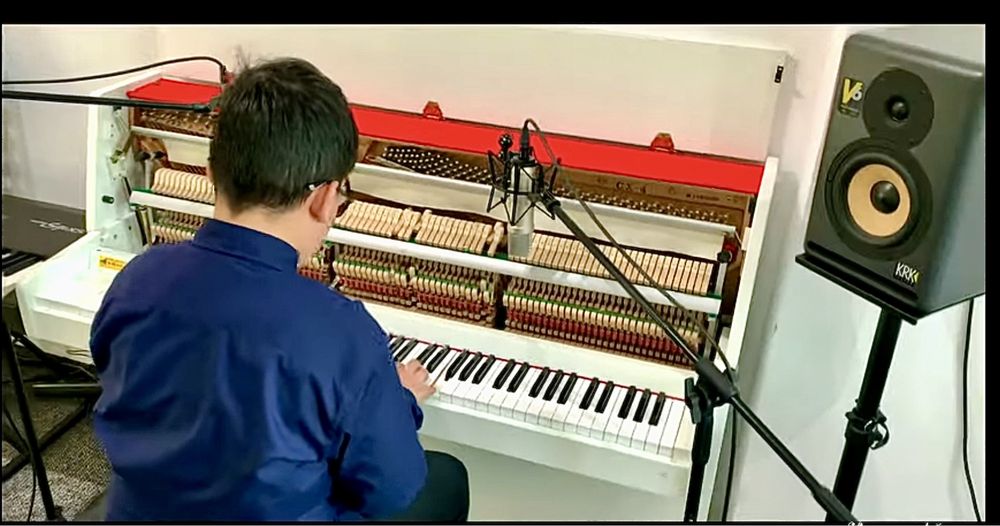 Lectii / Cursuri  Pian - Chitară - Curs / Meditatii  Copii si Adulti