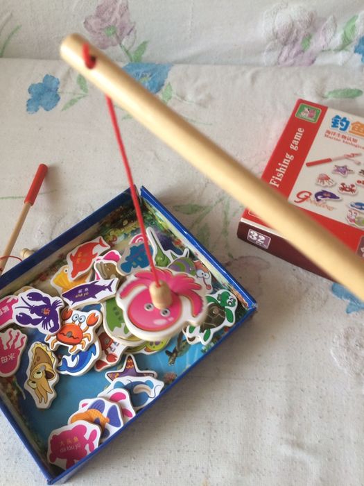 Продам игрушки для малышей