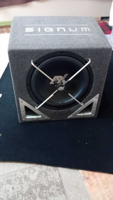 Продавам Субвофер за кола