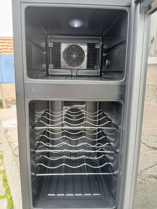 Хладилни чанти 12v и 220 v употреба и нови
