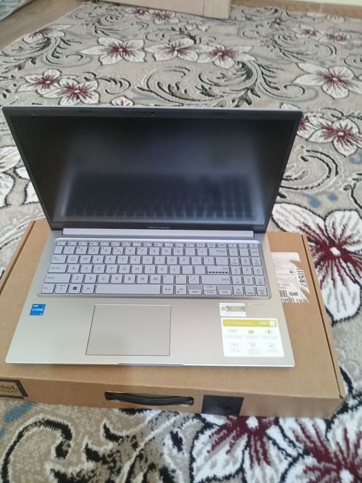 Asus vivobook yangi