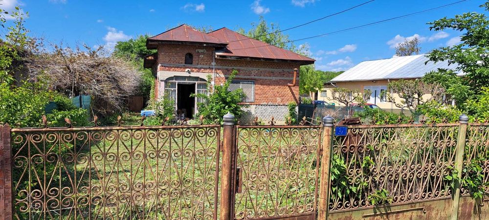 Casa batraneasa teren generos 2812mp Puchenii Mari Prahova