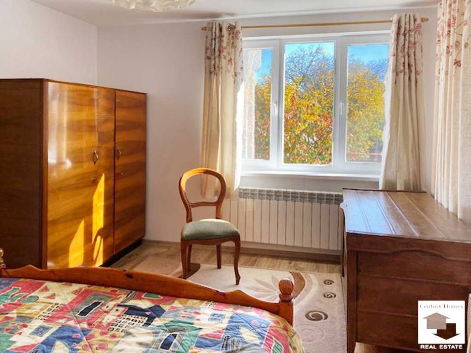 116256 ЕКСКЛУЗИВНО! Реновирана къща с гараж в центъра на с. Балван