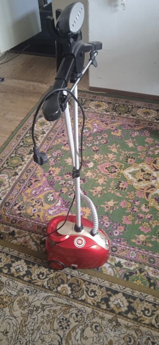 Паровой утюг хорошему состояние