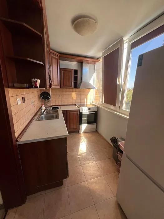 Дава се под наем Тристаен апартамент в София, Зона Б-5 - 75 кв.м за 750 € - Снимка #2