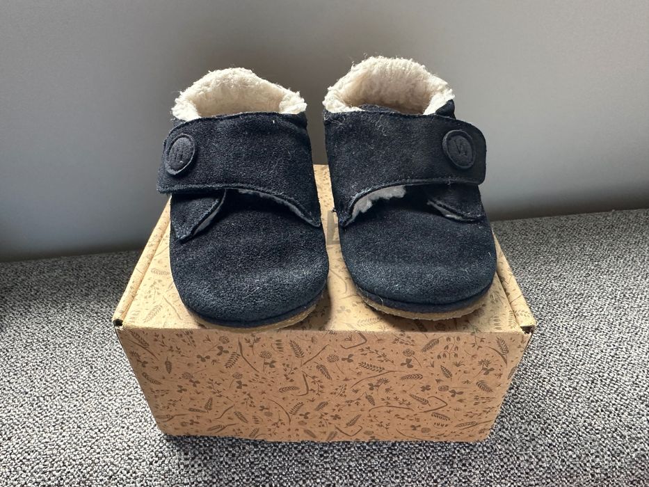 Пантофи / топлинки за бебе вълна  Wheat taj wool размер 21