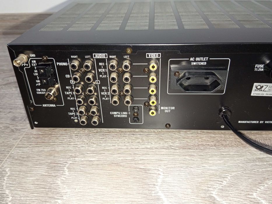 Колекционерски ресивър JVC RX-550V
