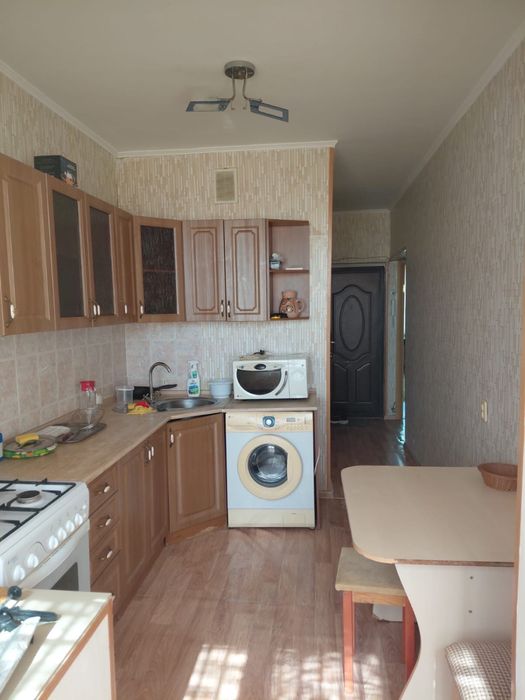 Продается 2 комнатная  квартира