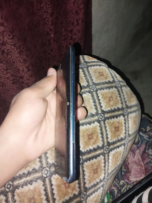 Lg x5 sotiladi srojni 300 ming sõm kami bor kelishamiz