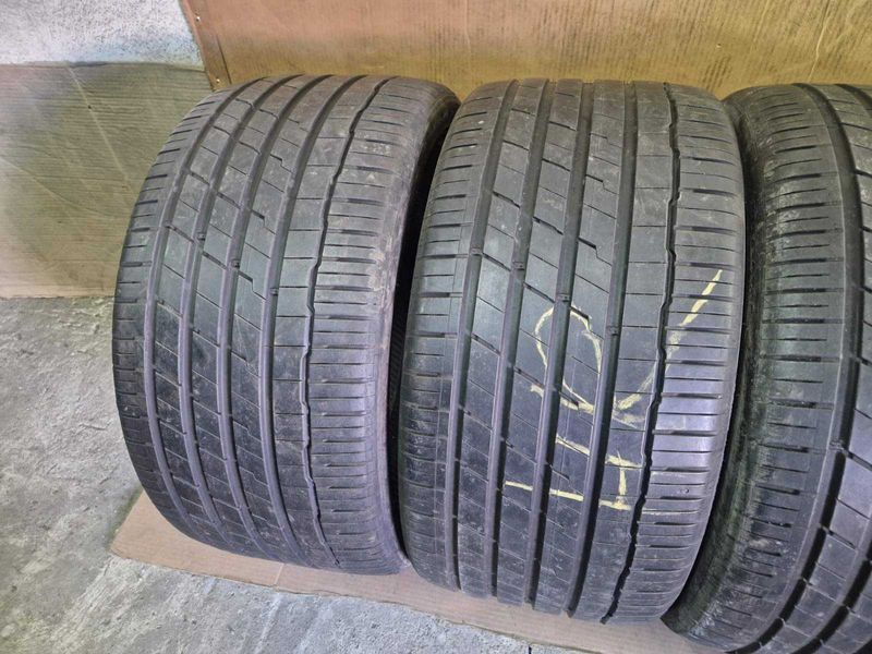4 Hankook R22 295/30
летни гуми
DOT1422