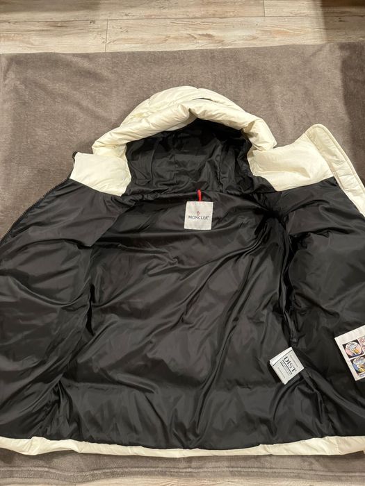 Дамско яке Moncler 2