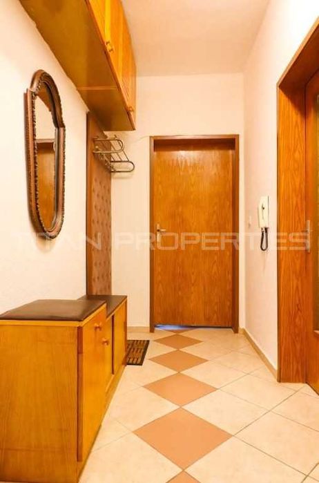 Дава се под наем Тристаен апартамент в Варна, Център - 86 кв.м за 448.8 € - Снимка #4