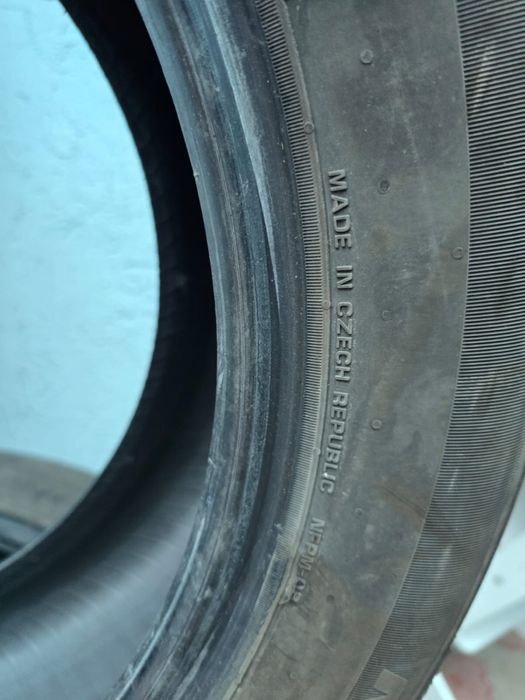 Продам комплект резины 235/55R18