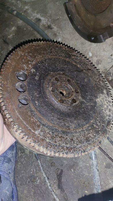 Vând volant u445 cu șinile