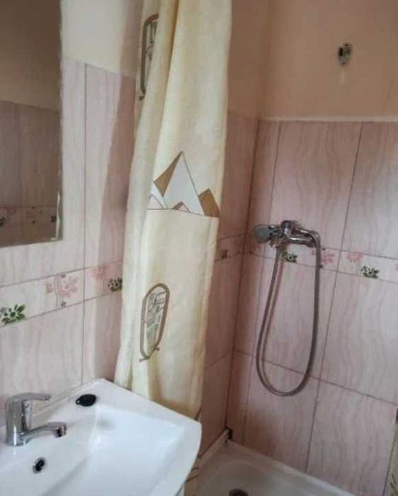 Дава се под наем Едностаен апартамент в Пловдив, Център - 34 кв.м за 193.8 € - Снимка #2