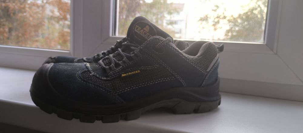 Продам спецобувь