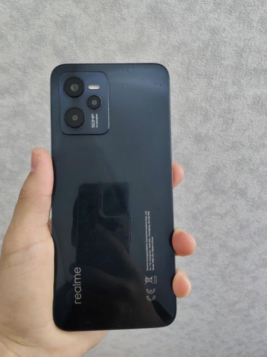 Телефон realme c35