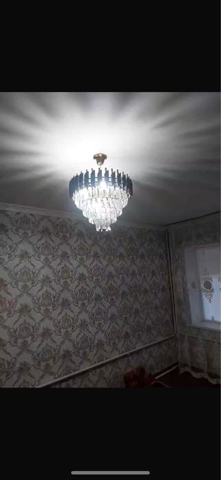 Продам       Люстры