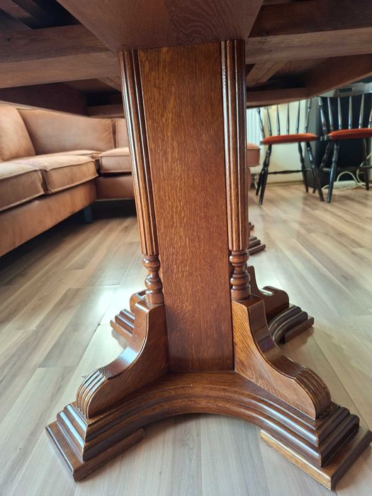 Продавам маса дъбова.