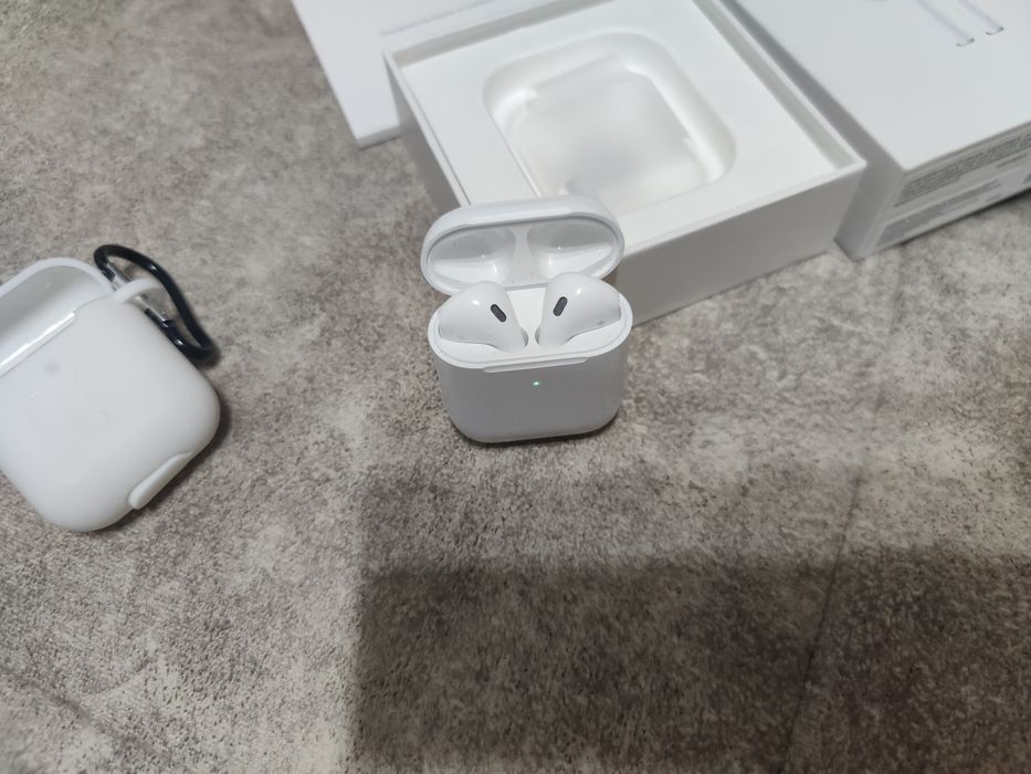 Продам  air pods 2