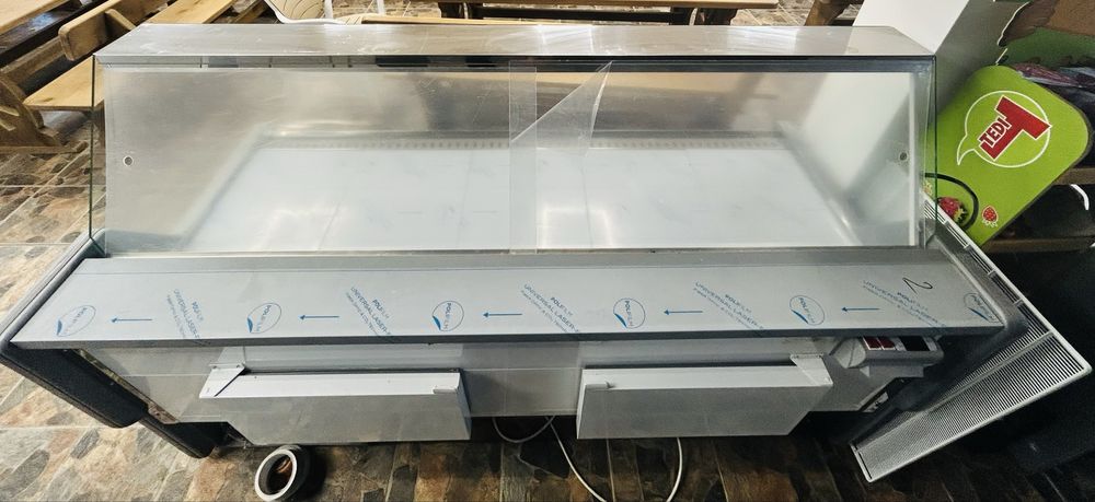 Охладителна витрина НОВА