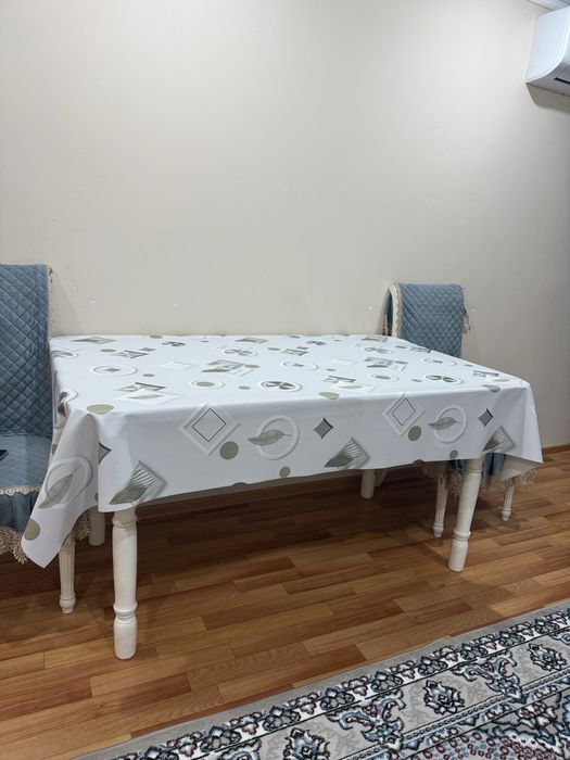 Гостинный стол 25000 тыщ