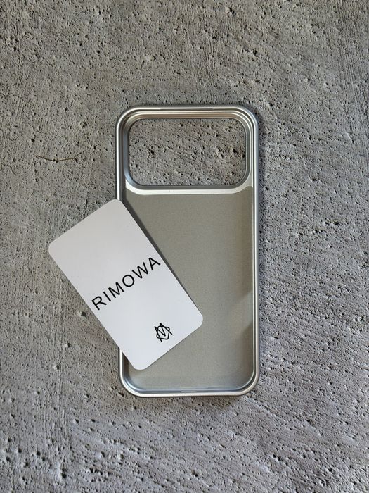 Husa Rimowa Argint Iphone 17 Pro Max