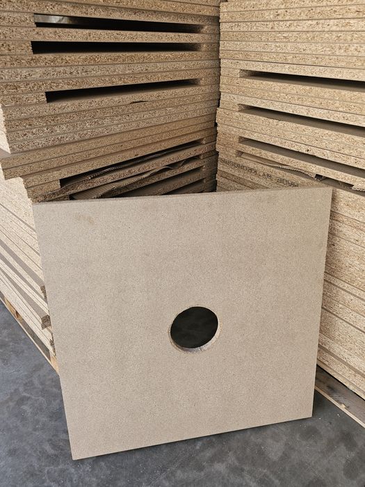 Палети,талашитени плоскости и скари