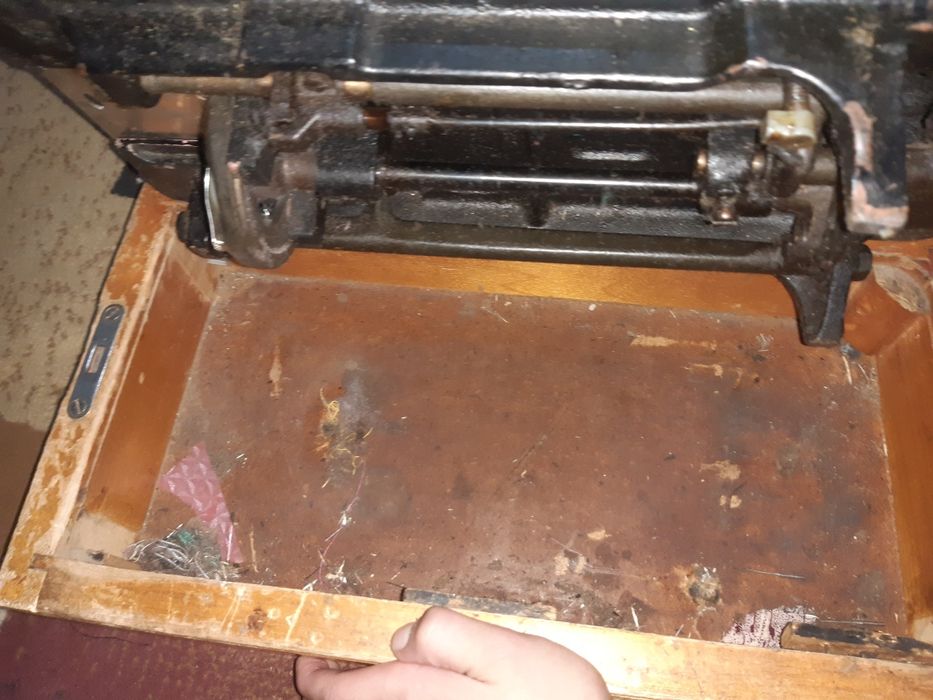 Qo‘l tiku mashinasi.