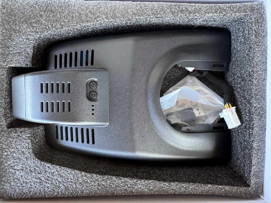 Fitcamx Dash Cam за Toyota RAV4 2025