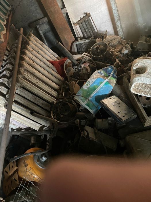 Продам батареи, самовывоз, район кожзавода, 1500 за секцию