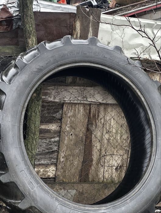 CAUCIUCURI tractor u650 la mina 2