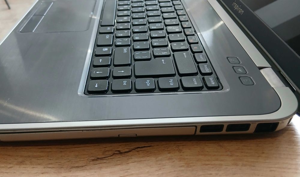 Лаптоп DELL i7 Core