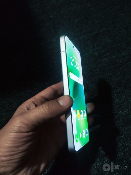 Xiaomi 15 global Flagman