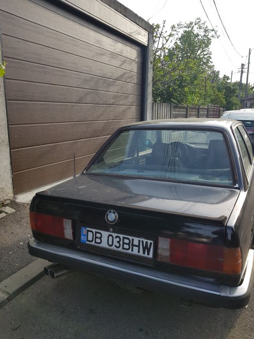 BMW e30 316 couple  trapa an 1985 plus piese
