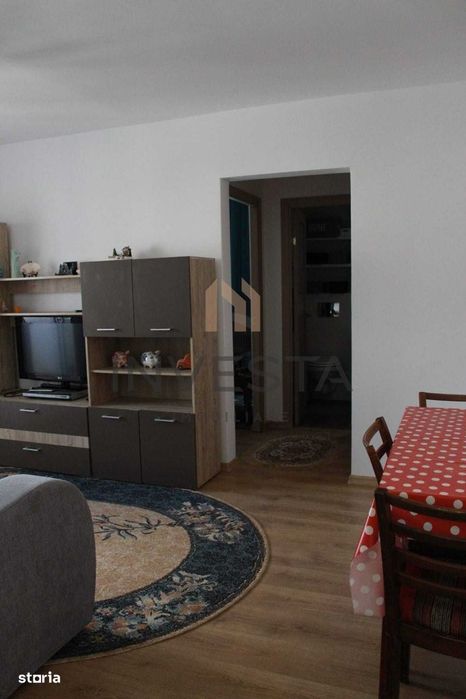 Apartament 2 camere cu balcon, etaj intermediar, cartierul Manastur